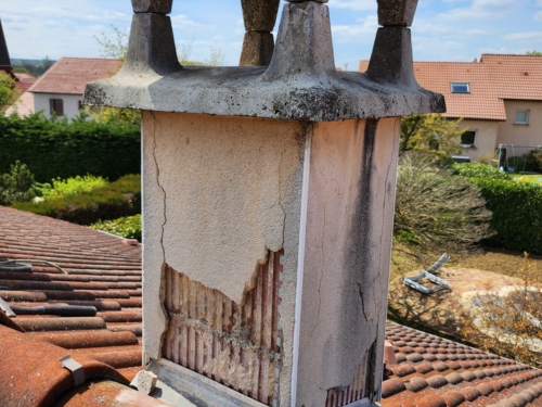 Contour de cheminée avant